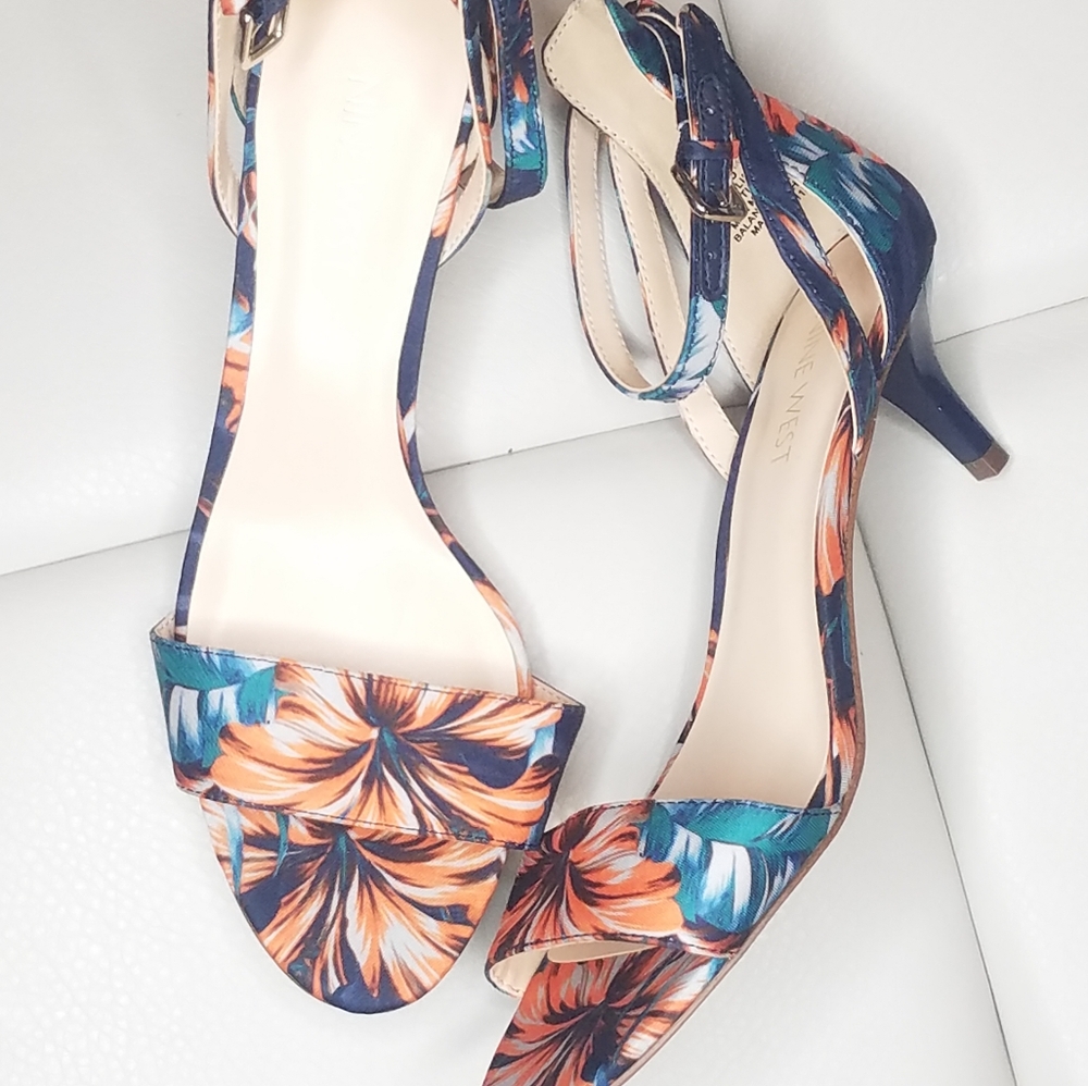 NWT Tropical pump